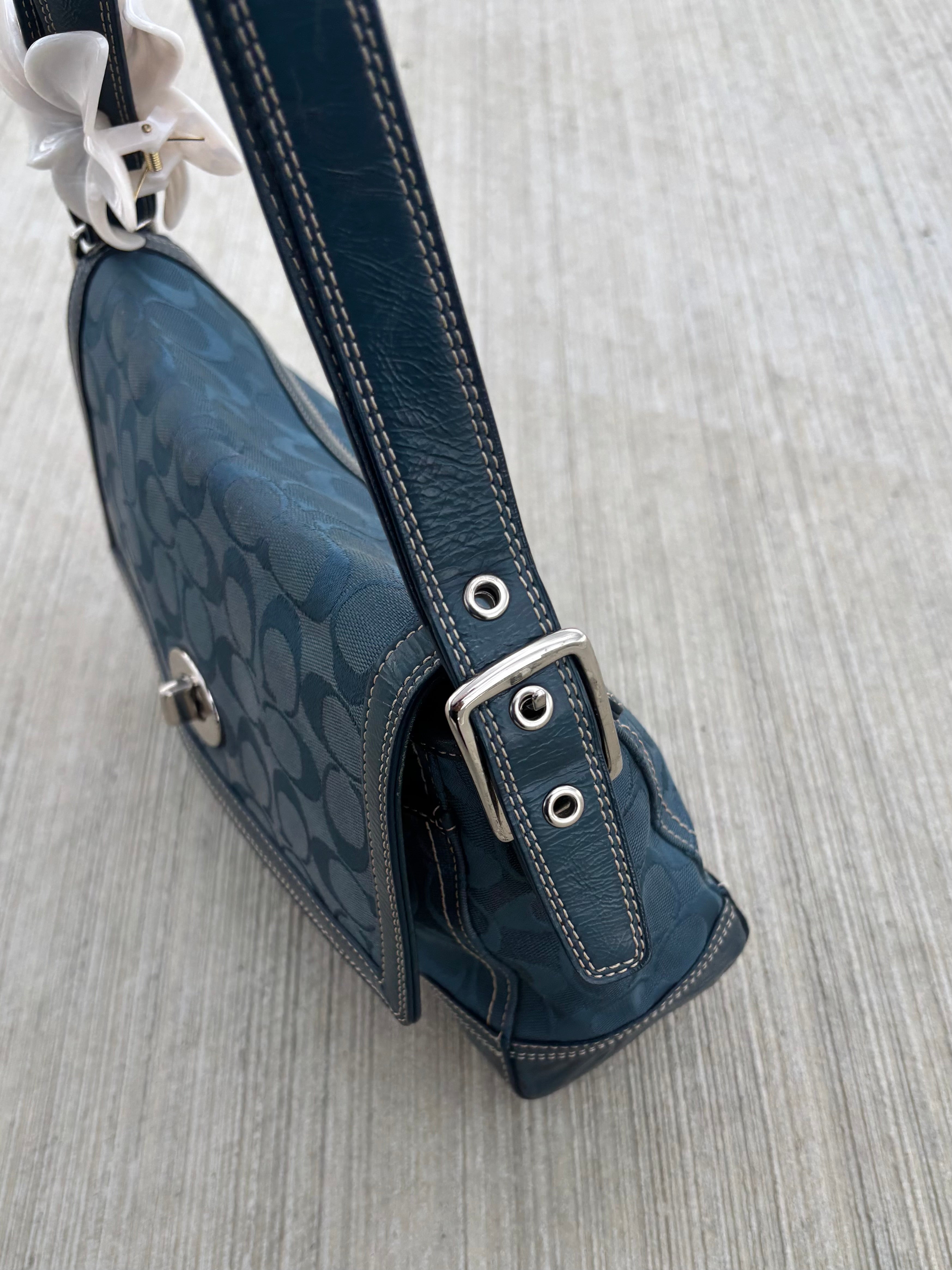 Y2K Coach Dark Blue Hampton Shoulder Bag