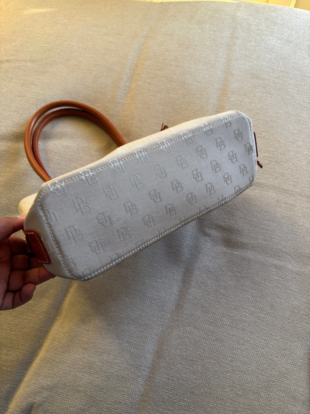 Y2K Dooney & Bourke Off White Bag