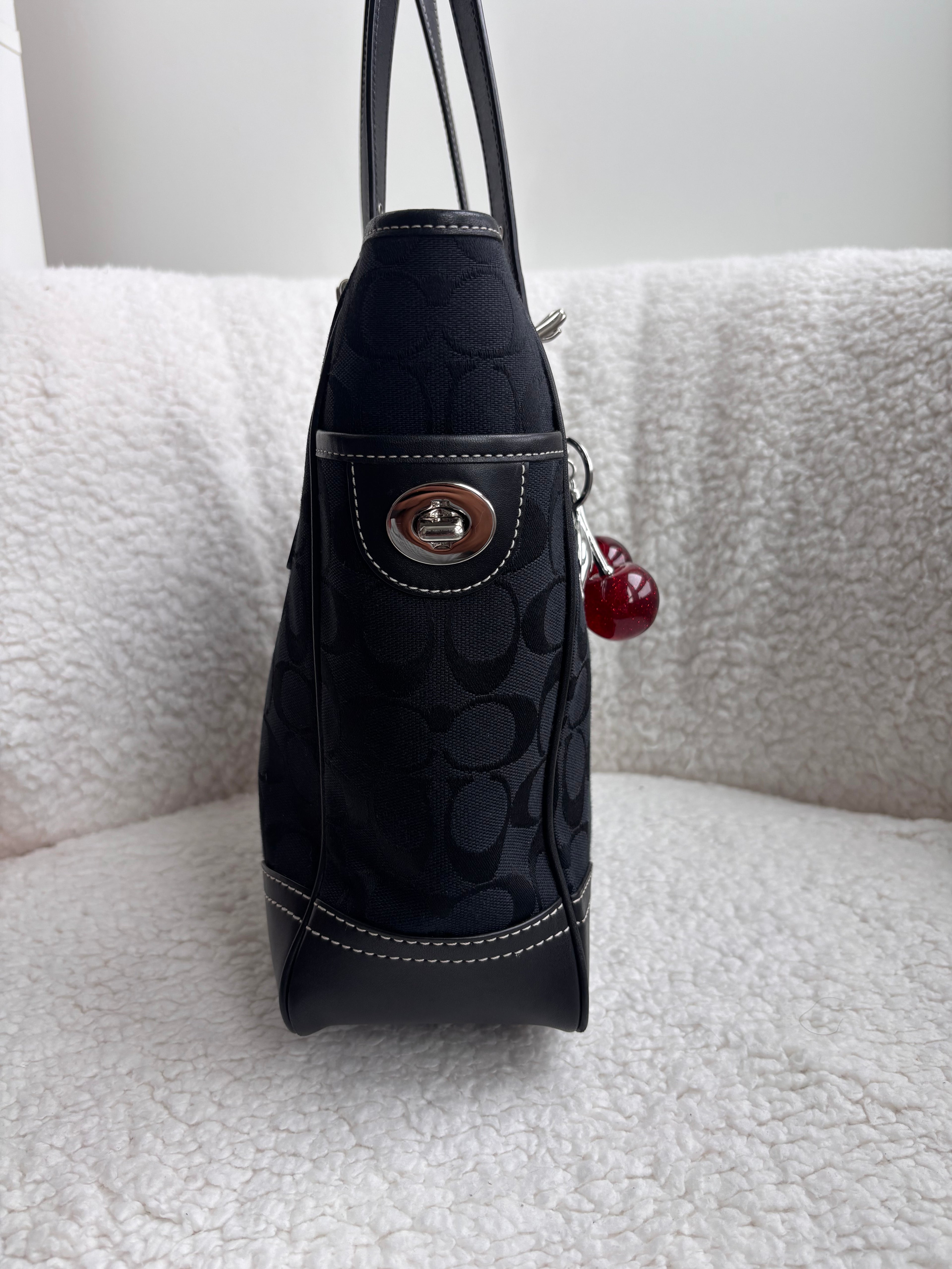 Coach Signature Black Tote Bag