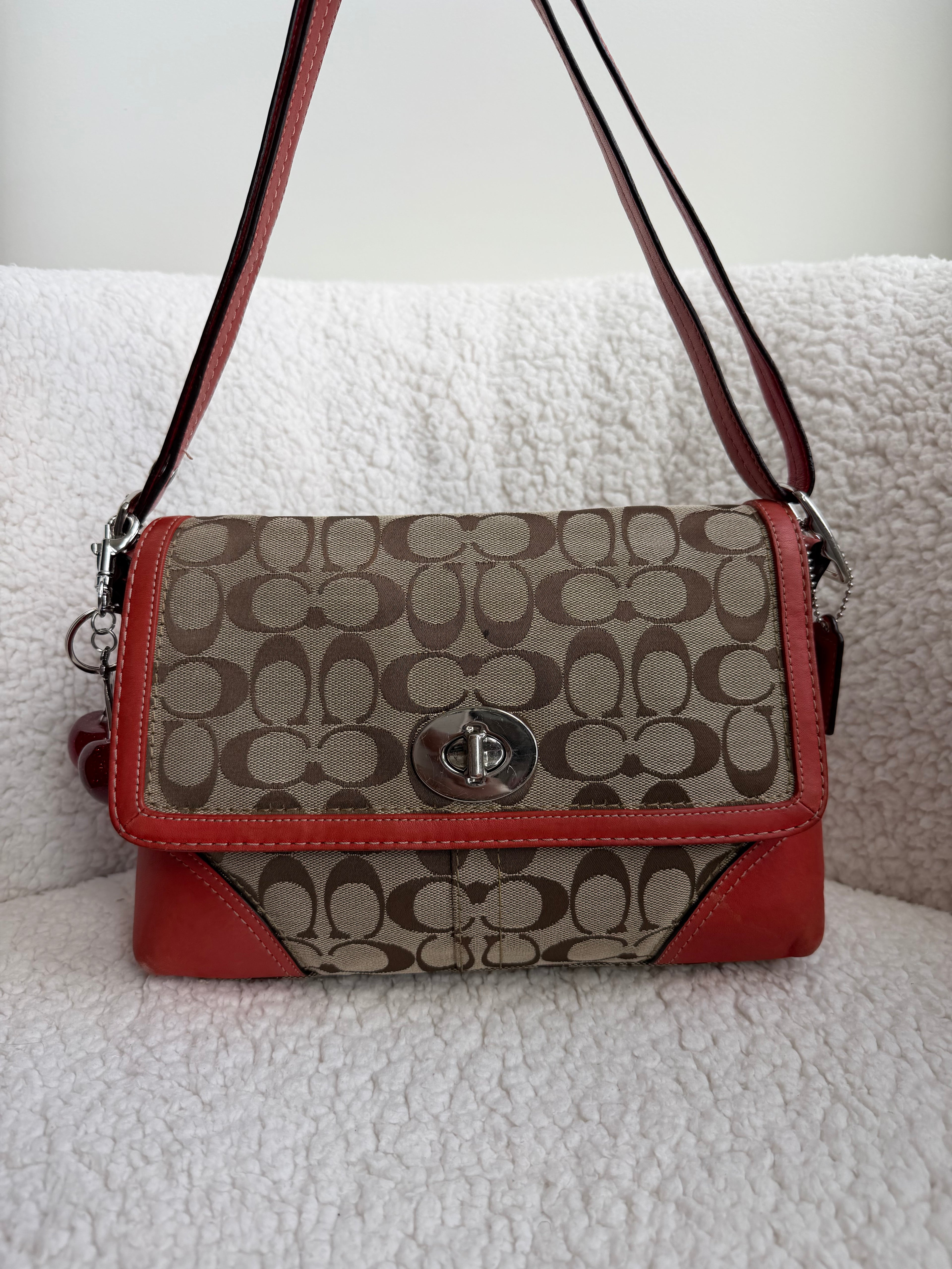 Coach Hampton Signature Shoulder Bag