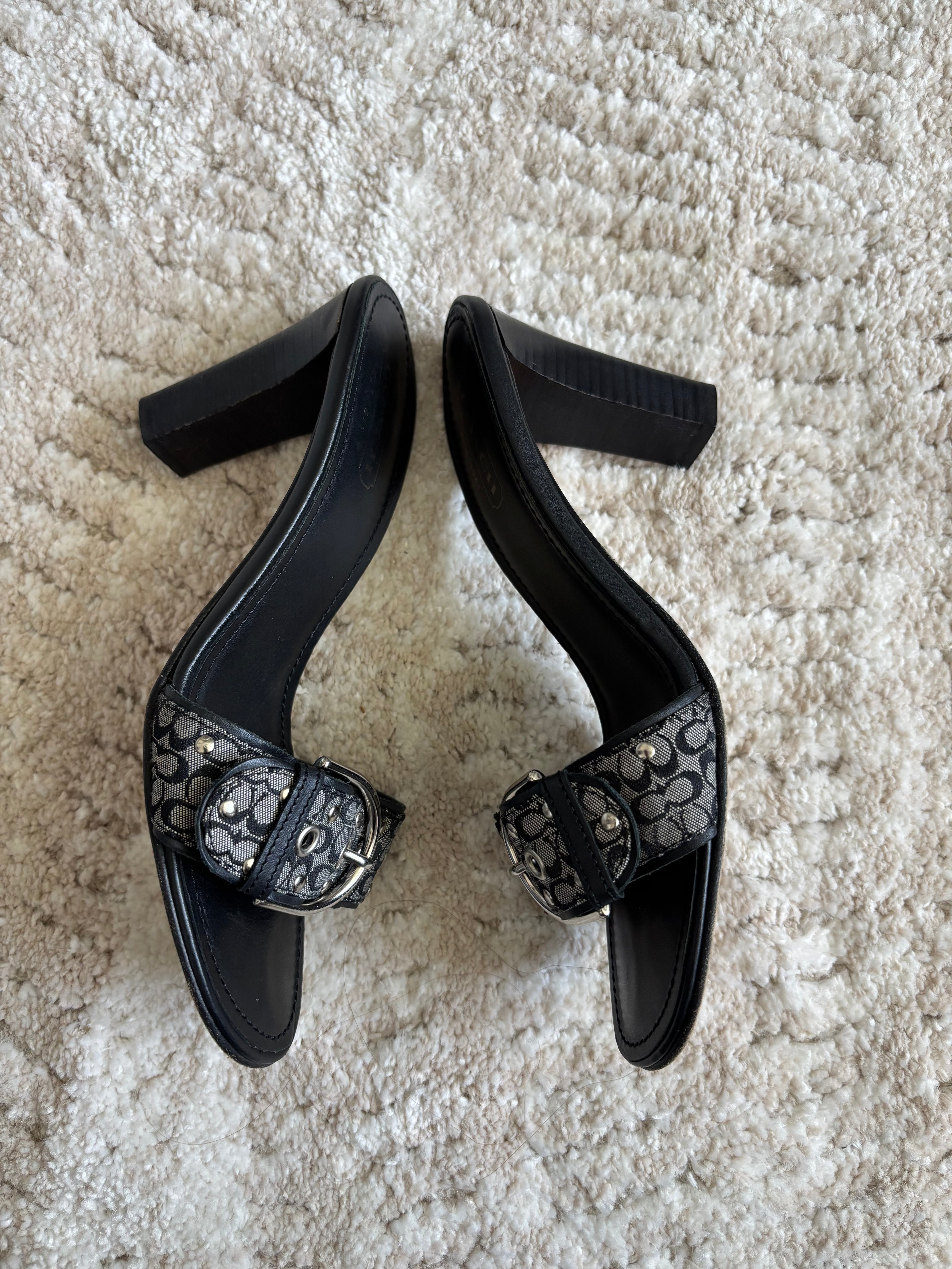 Coach Signature Heels Size 8 W