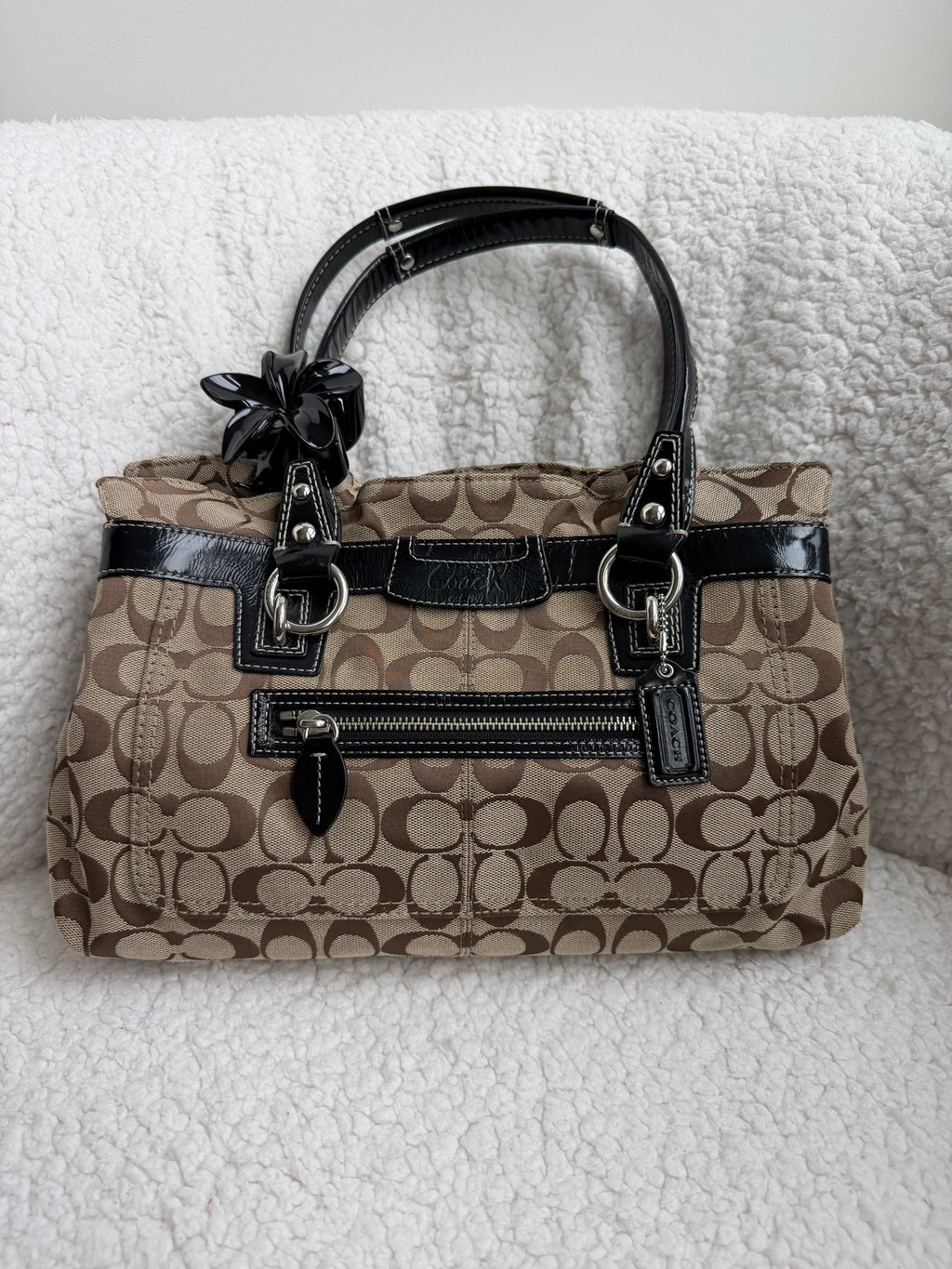 Coach Signature Penelope Shoulder Bag