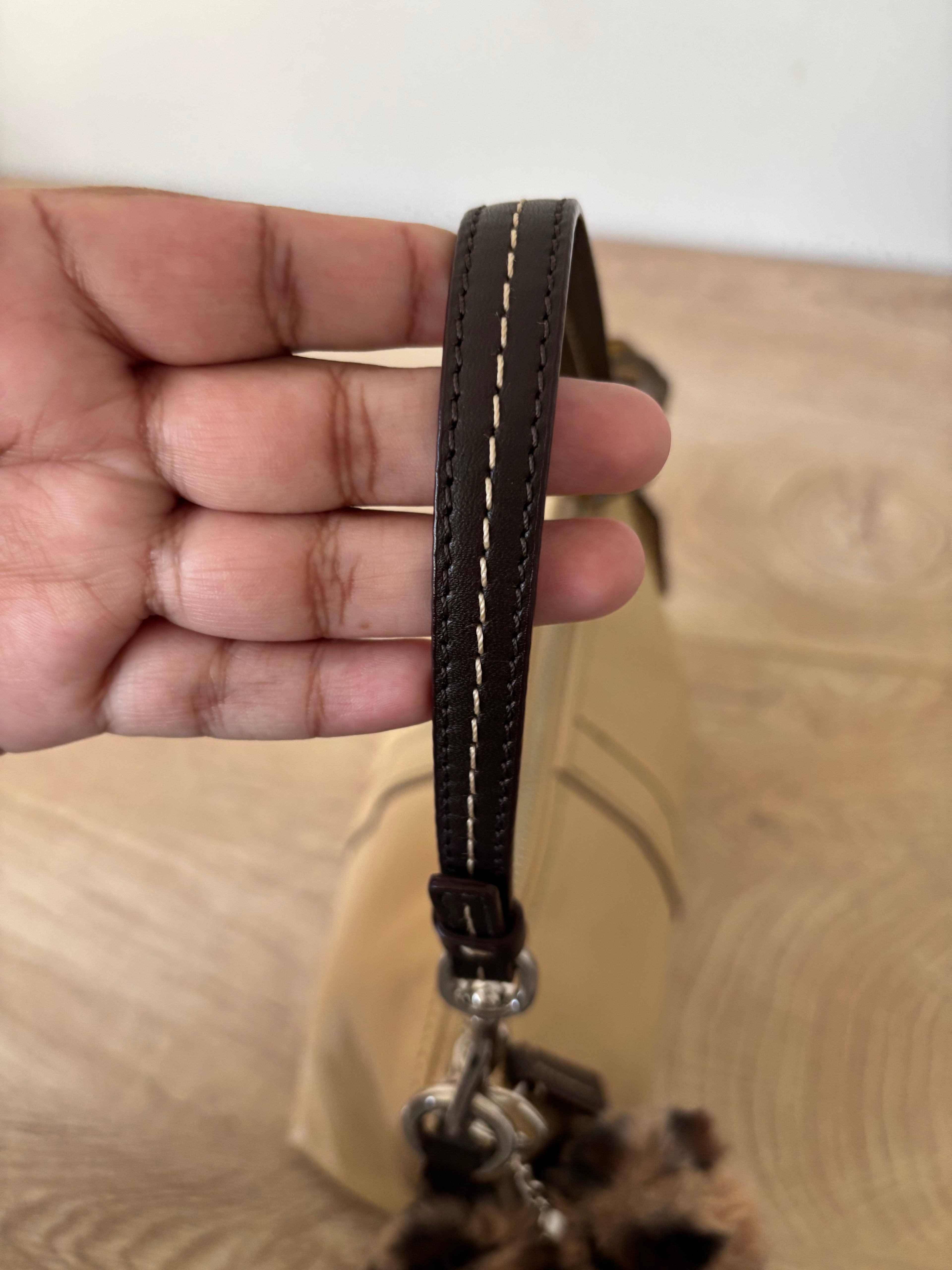 Y2K Coach Leather Shoulder Bag Beige